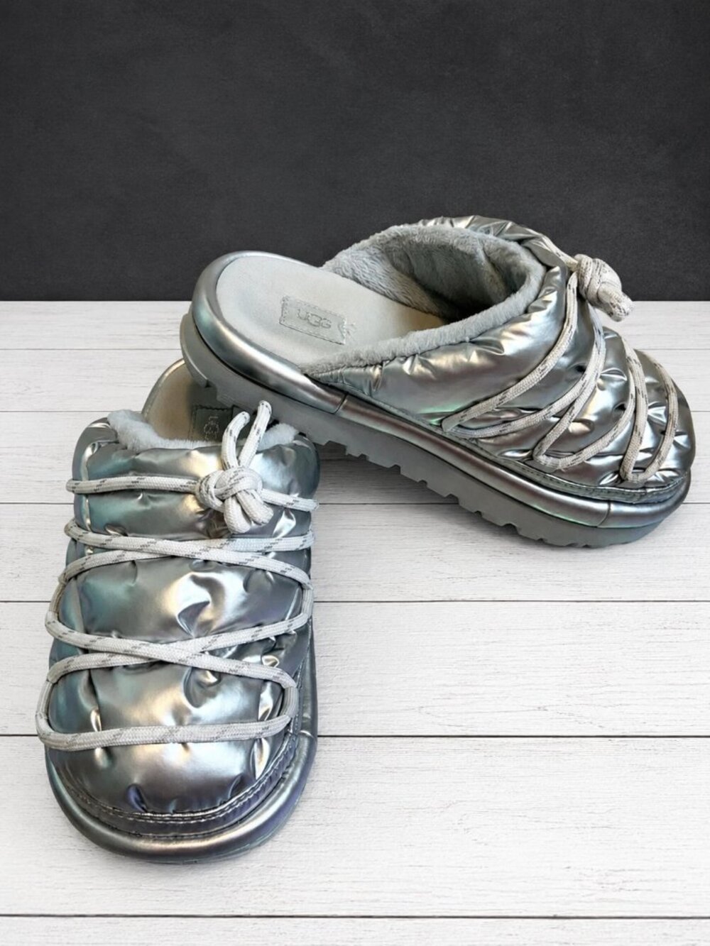 UGG Hi Shine Spaceslider Metallic Silver Slide Slippers Women's 8 Cozy Puffer EU
